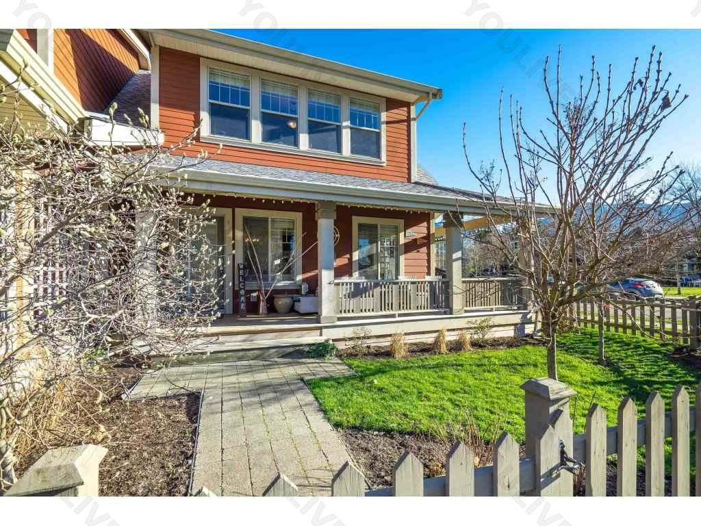 Garrison Crossing 45345 Chehalis Drive Chilliwack Youlive Ca