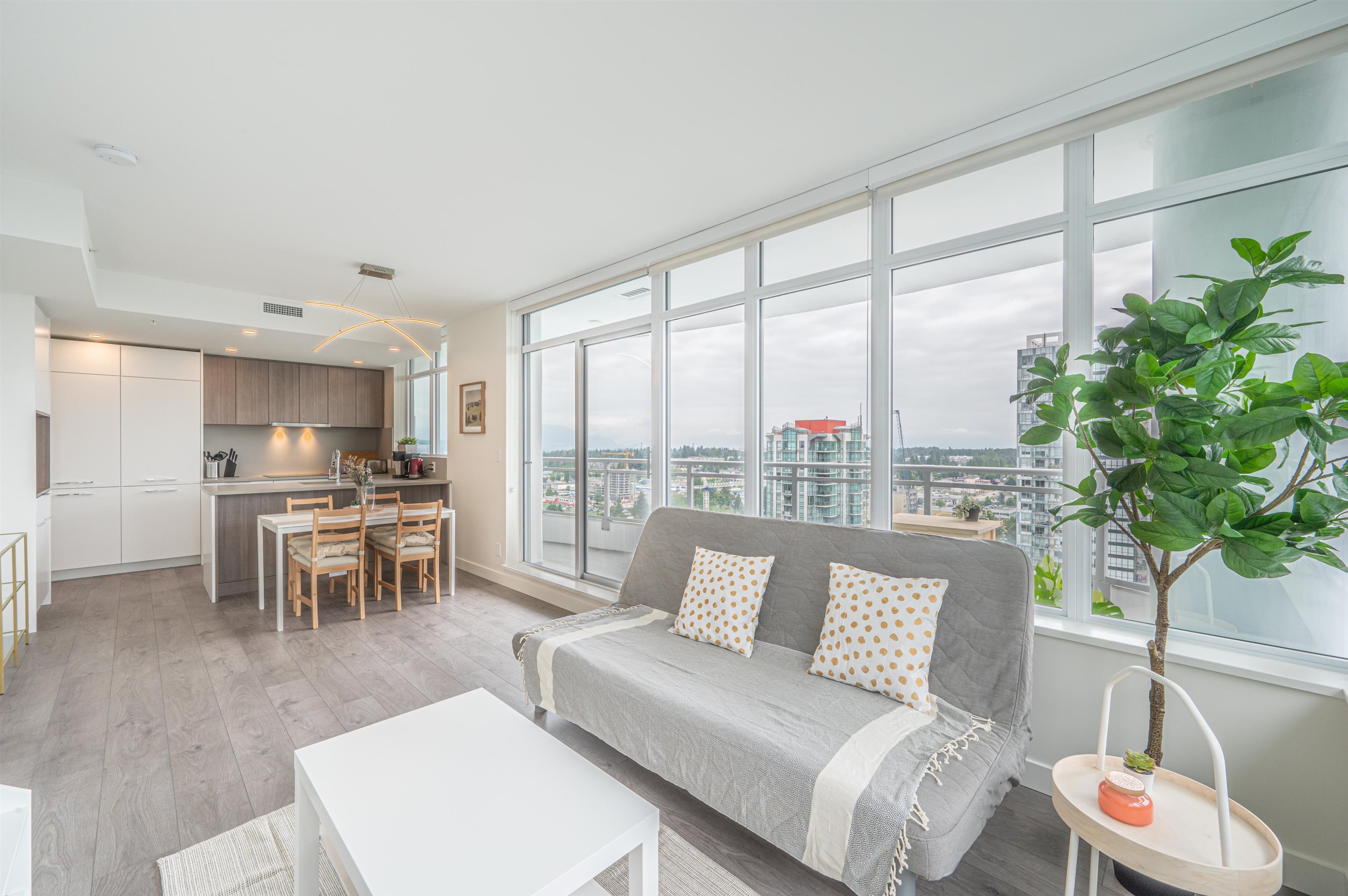 21xx 13318 104 Avenue Surrey - MLS: R2973715